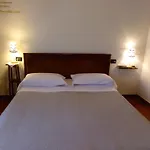 Bed & Breakfast Residenza Le Logge